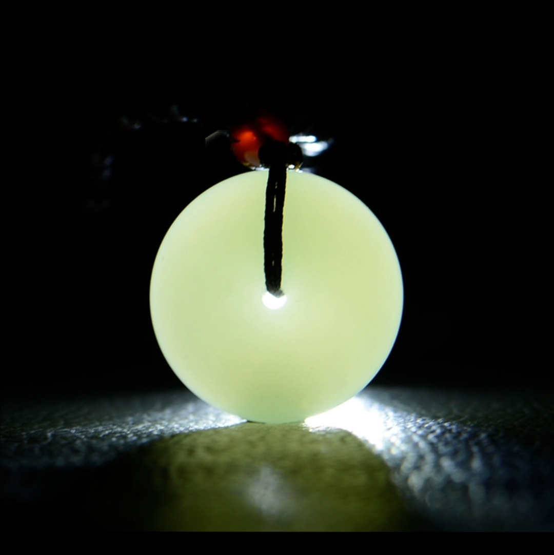 绿色圆形玉佩78