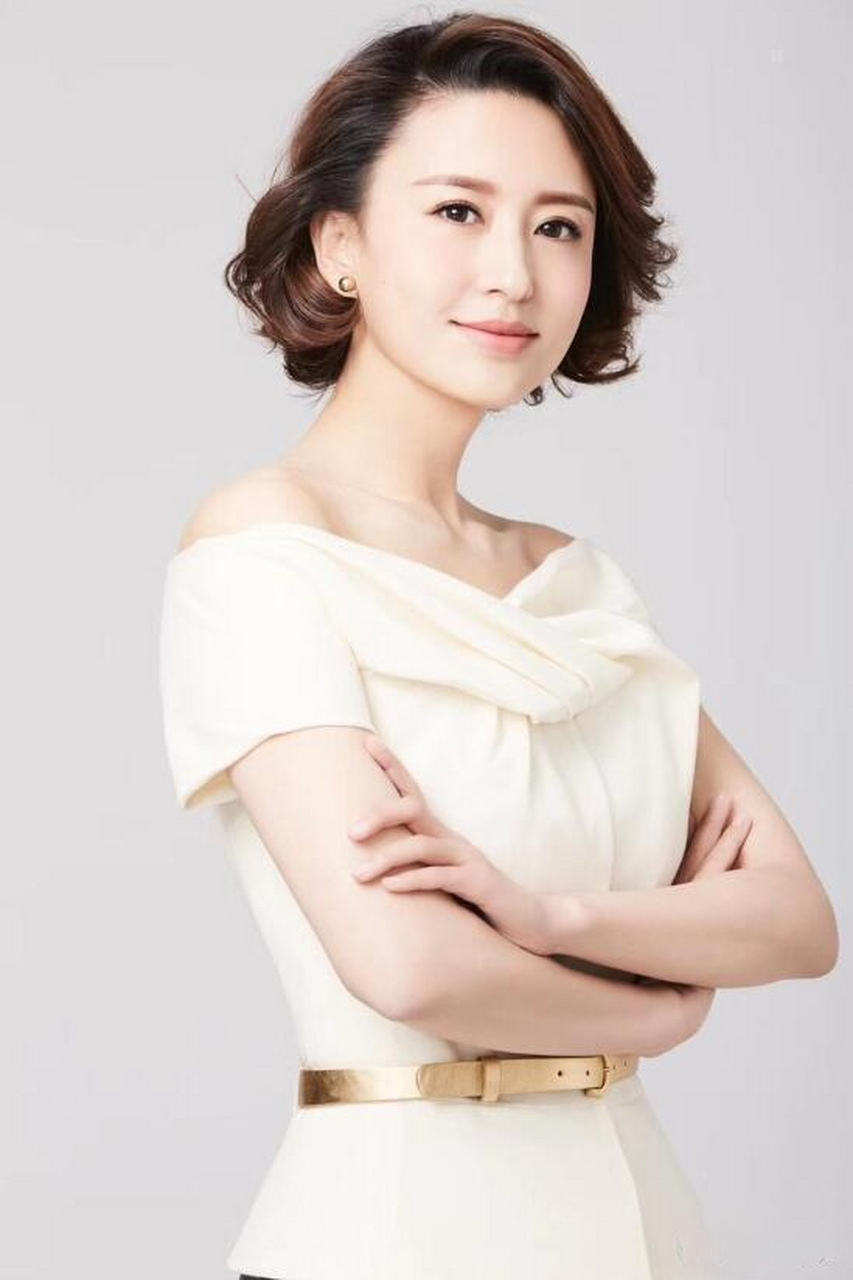 2013年,央视主持张蕾已经33岁了,可是她的个人问题始终没有解决.