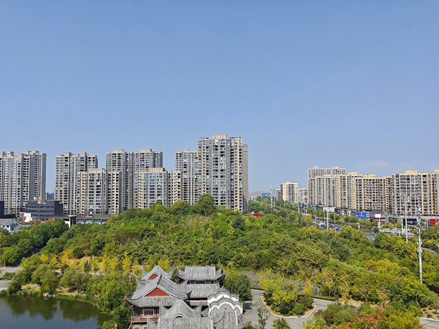 生活中,要牢牢记住的心眼: 1,话到嘴边留半句