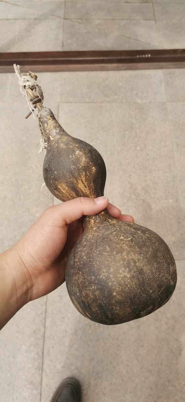 太上老君的紫金红葫芦,我叫你一声你敢答应吗?[晕](不准说爷爷在此).