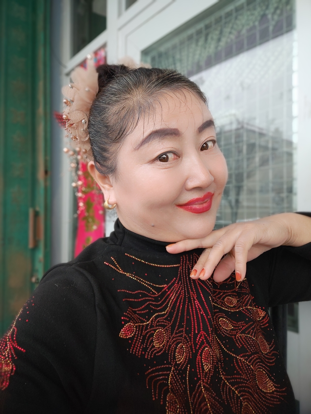祝老铁朋友们在2025年生意兴隆通四海 财源广进达三江