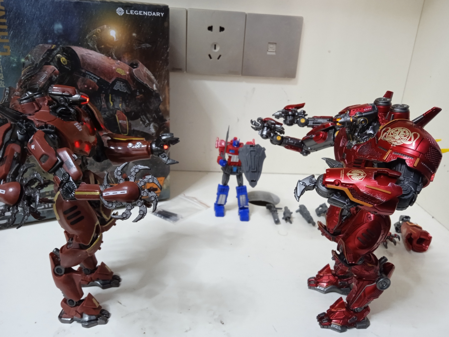 正版暴风赤红vs盗版暴风赤红,你更喜欢哪一个?