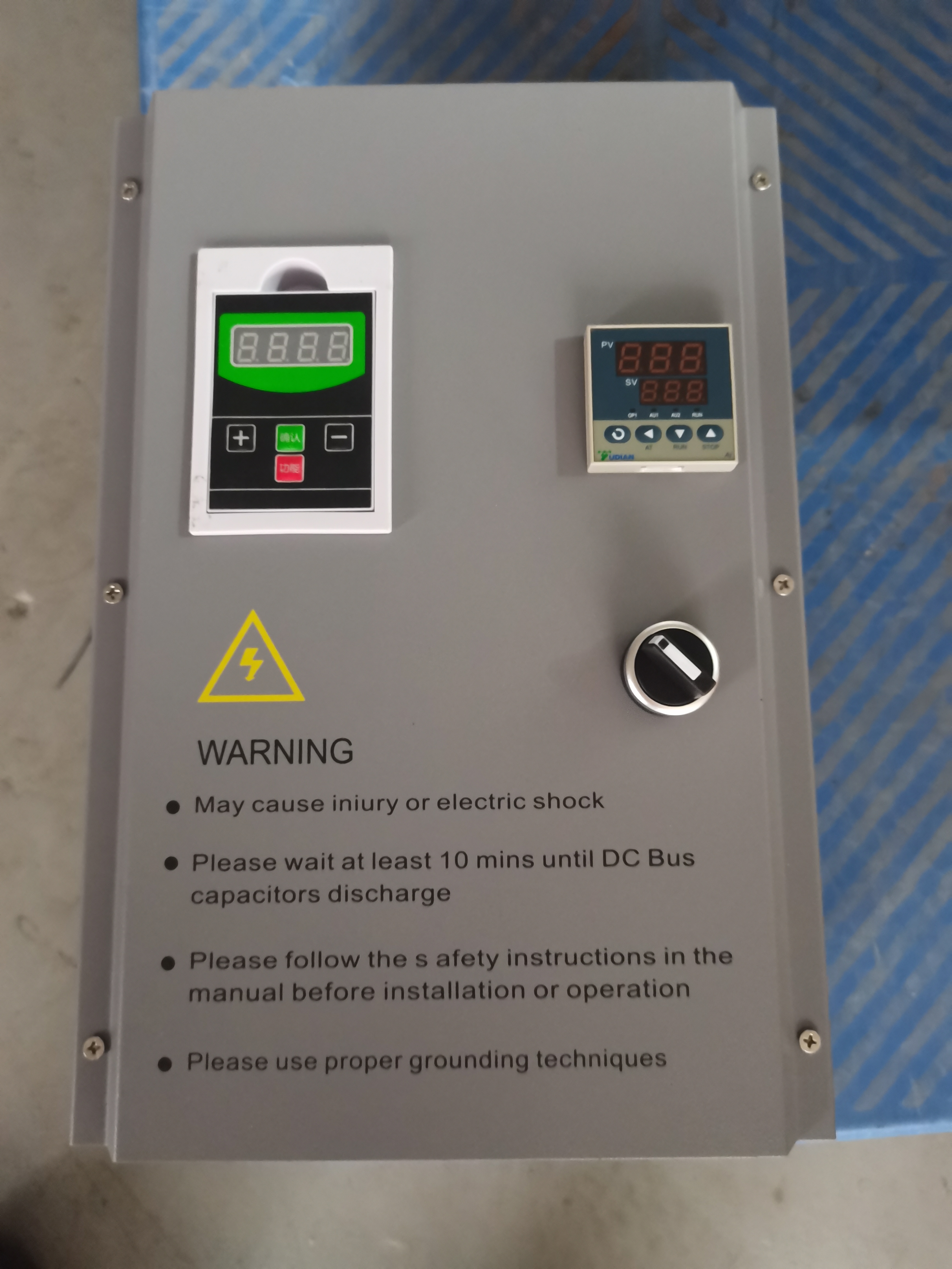 出口墨西哥440v电压60kw电磁加热器发货中