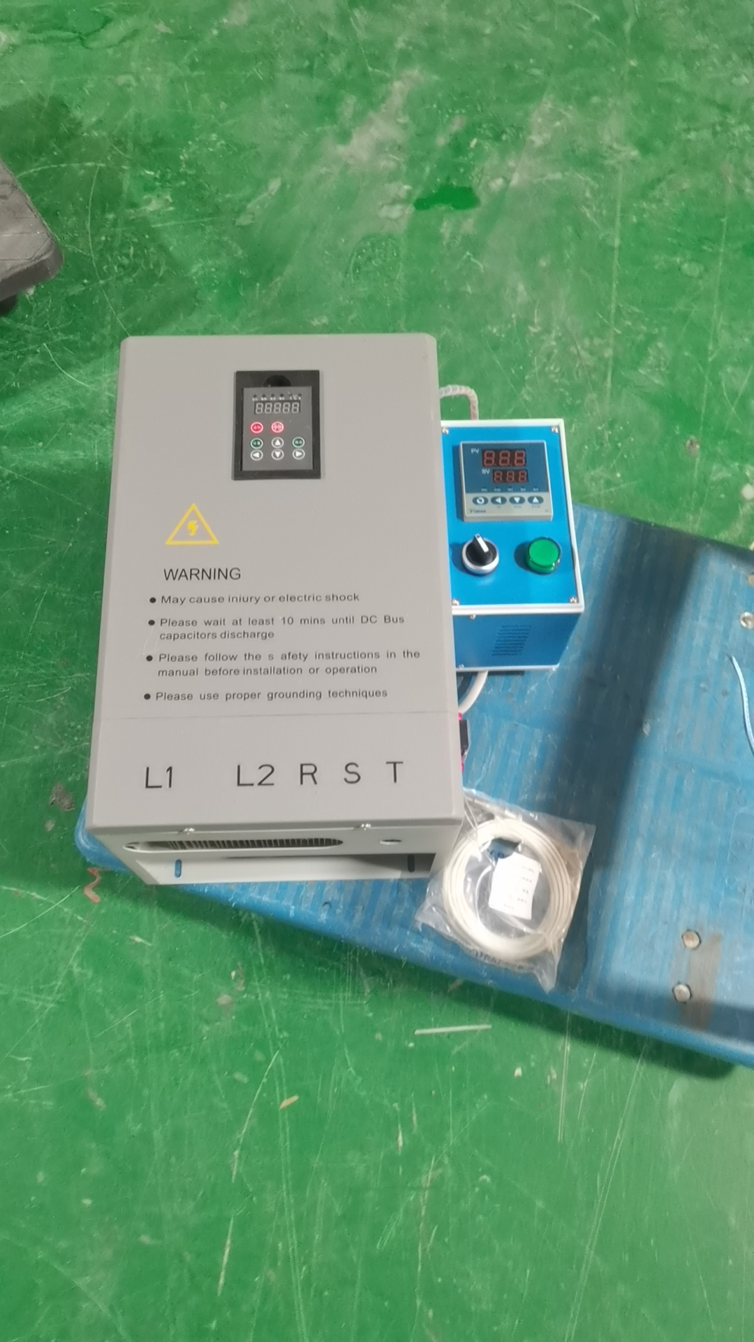 电磁加热辊,内往外加热线圈