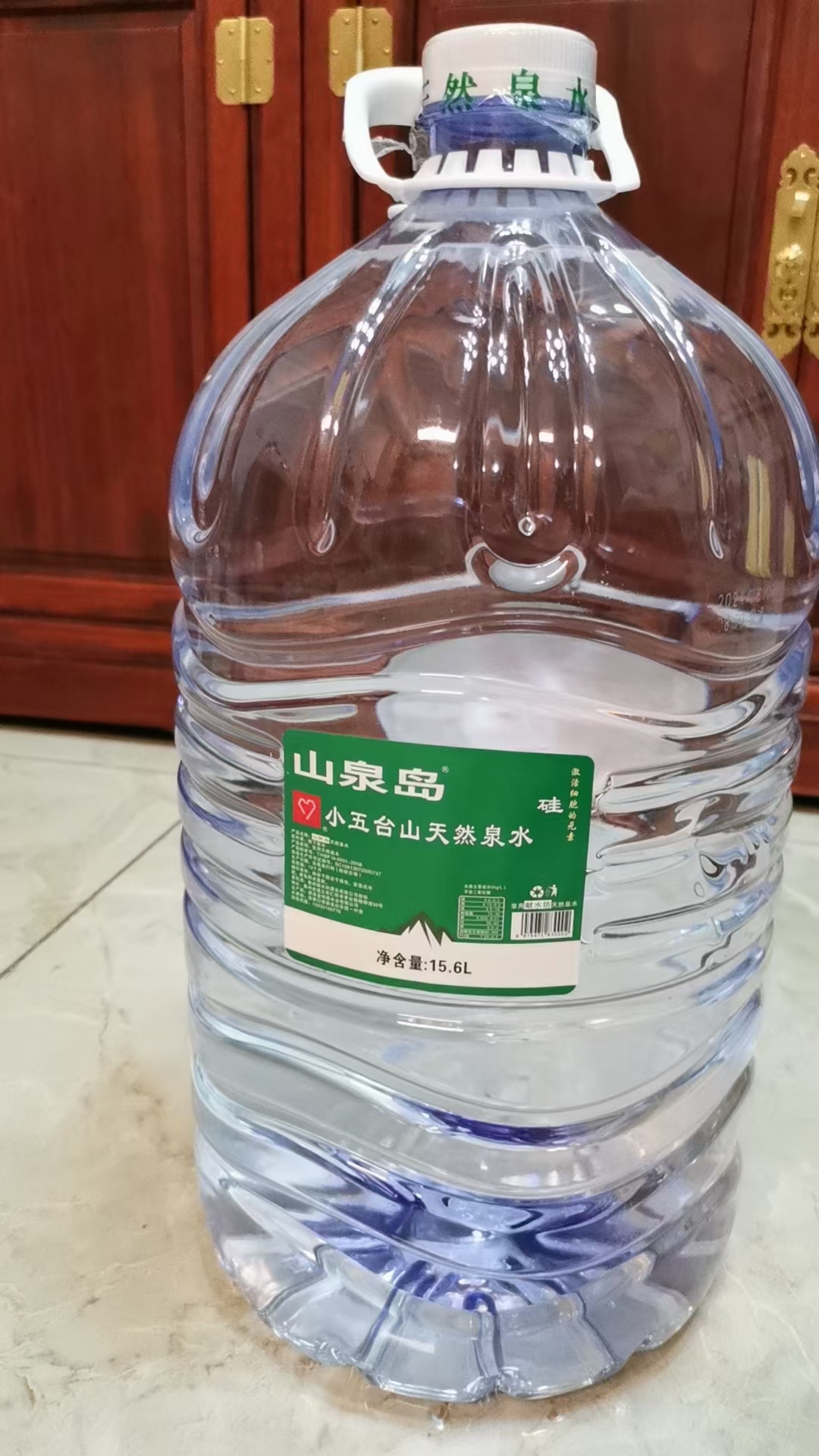 山泉岛饮品一次性桶装水