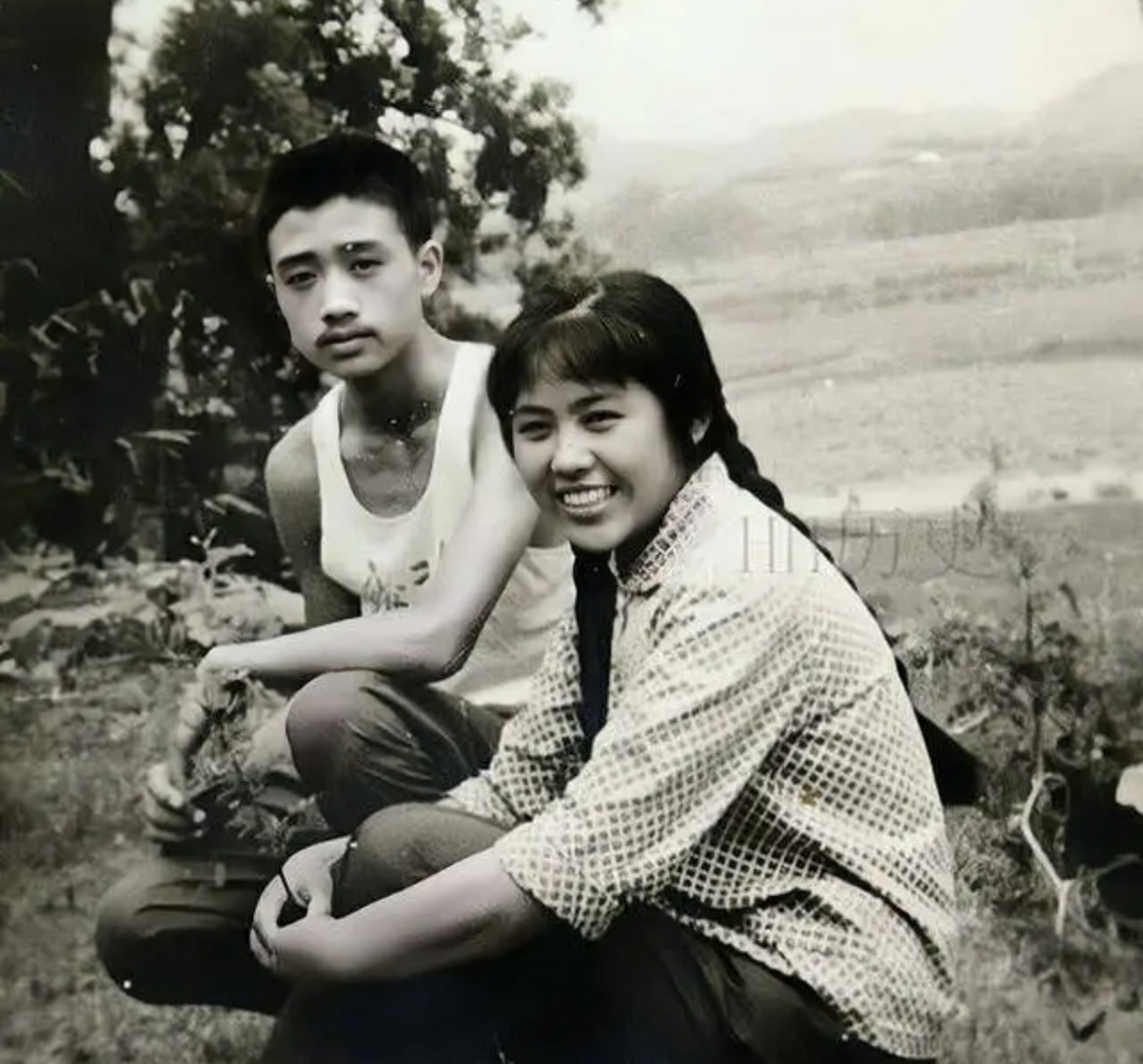 1969年,一对上海知青夫妇在吉林延边插队时,在当地守寡老人李阿妈家中