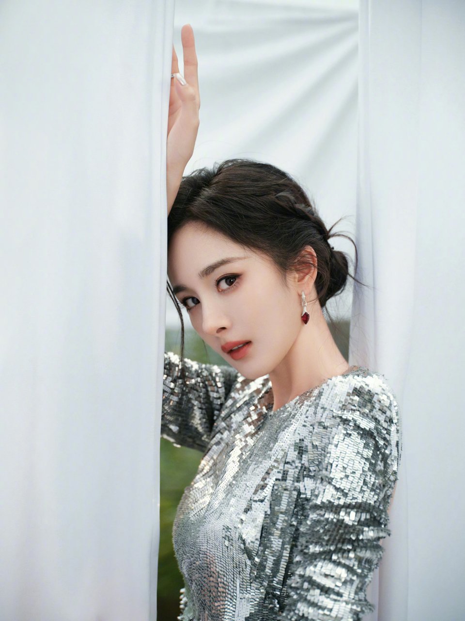 [赞啊][赞啊][赞啊]#杨幂# #娱乐最前沿