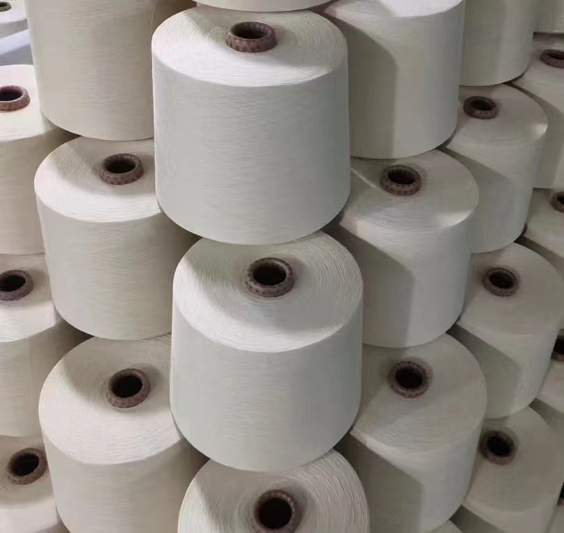 阻燃涤纶纱是在普通涤纶纱基础上经过特殊处理或改性制成的,主要特点