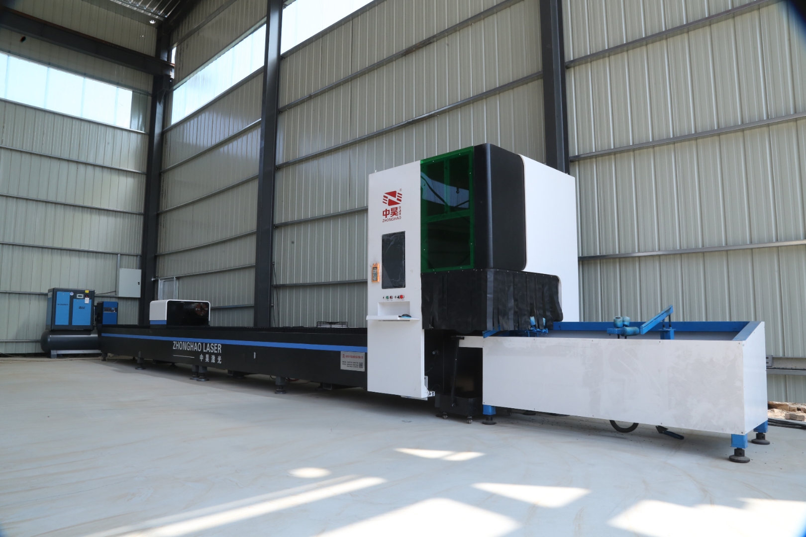 激光切管机#工程机械是设备制造业的重要组成部分,目前我国已成为