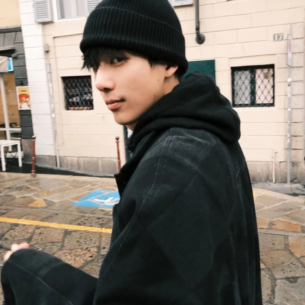 share有故事感的王安宇头像#头像#