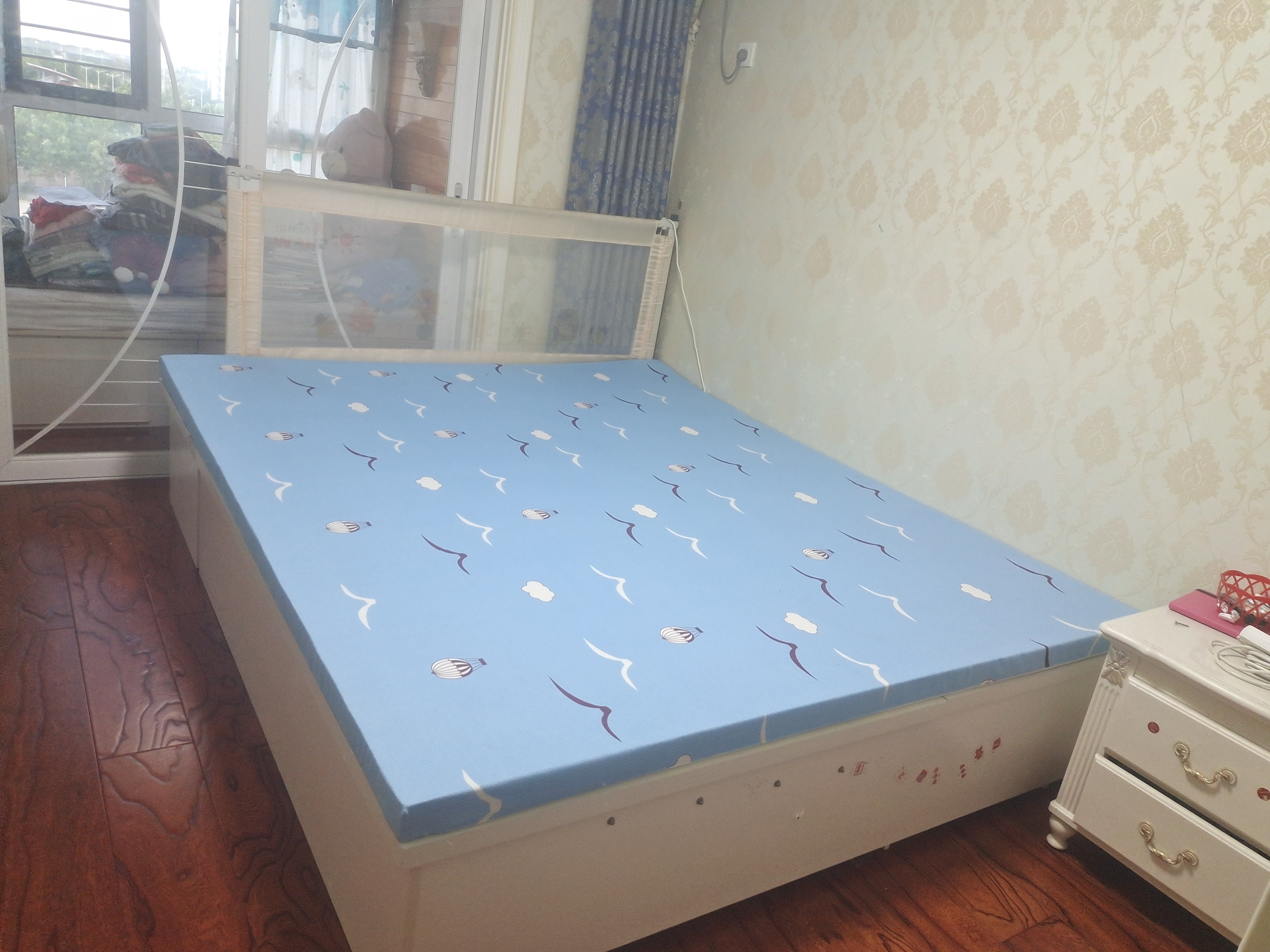 回弹棉床垫,零甲醛,无异味,软硬适中,现在床垫的首选