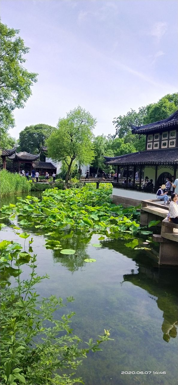 人生三大喜事是:金榜題名時,洞房花燭夜,他鄉遇故知.