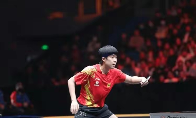 中国乒乓球新生代球员王楚钦以3比1战胜皮切福特晋级wtt法兰克福冠军