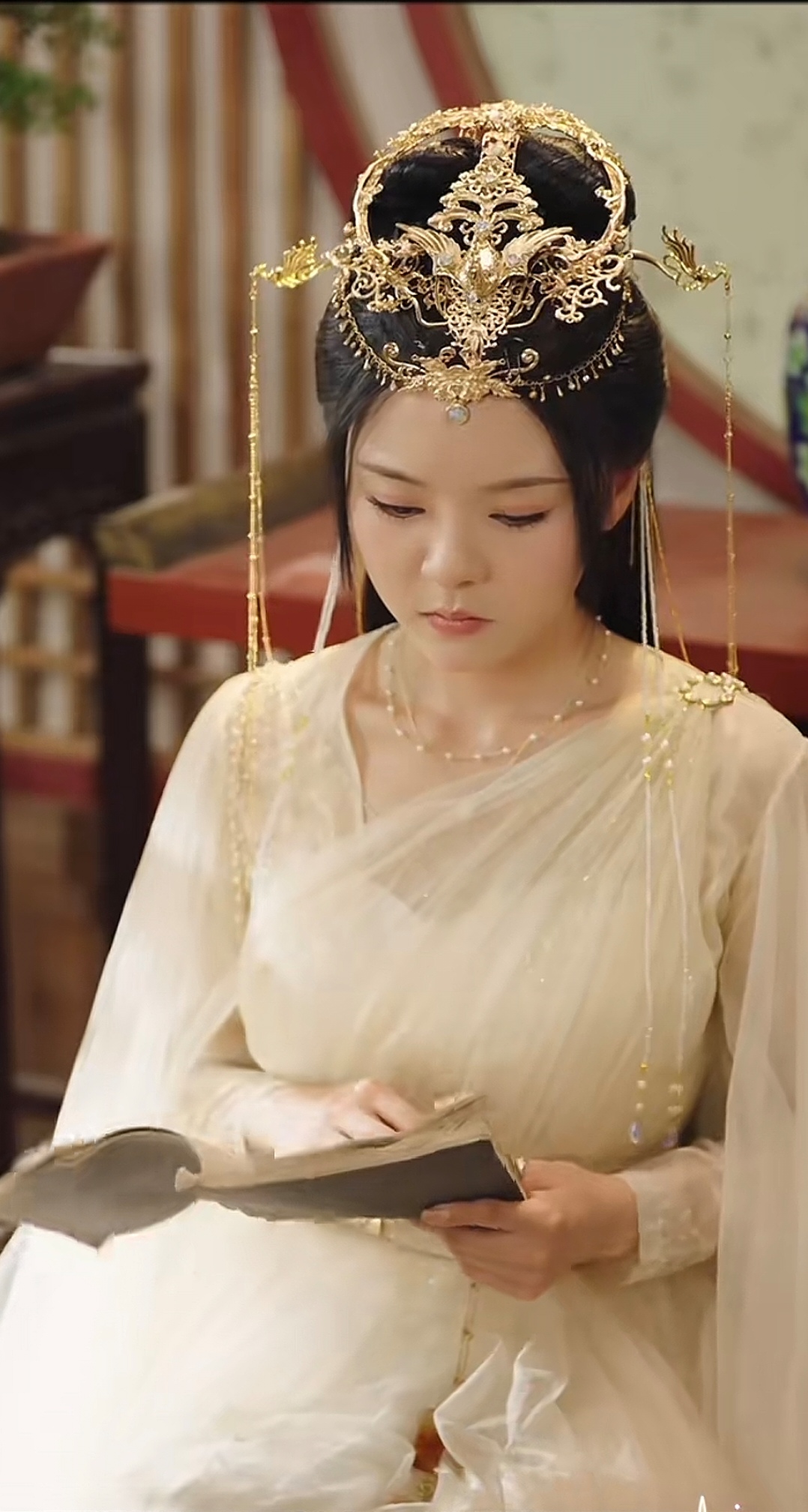 王妃古装明星演的太子妃我是公主殿下和我是姐姐是太子妃小时候一大起