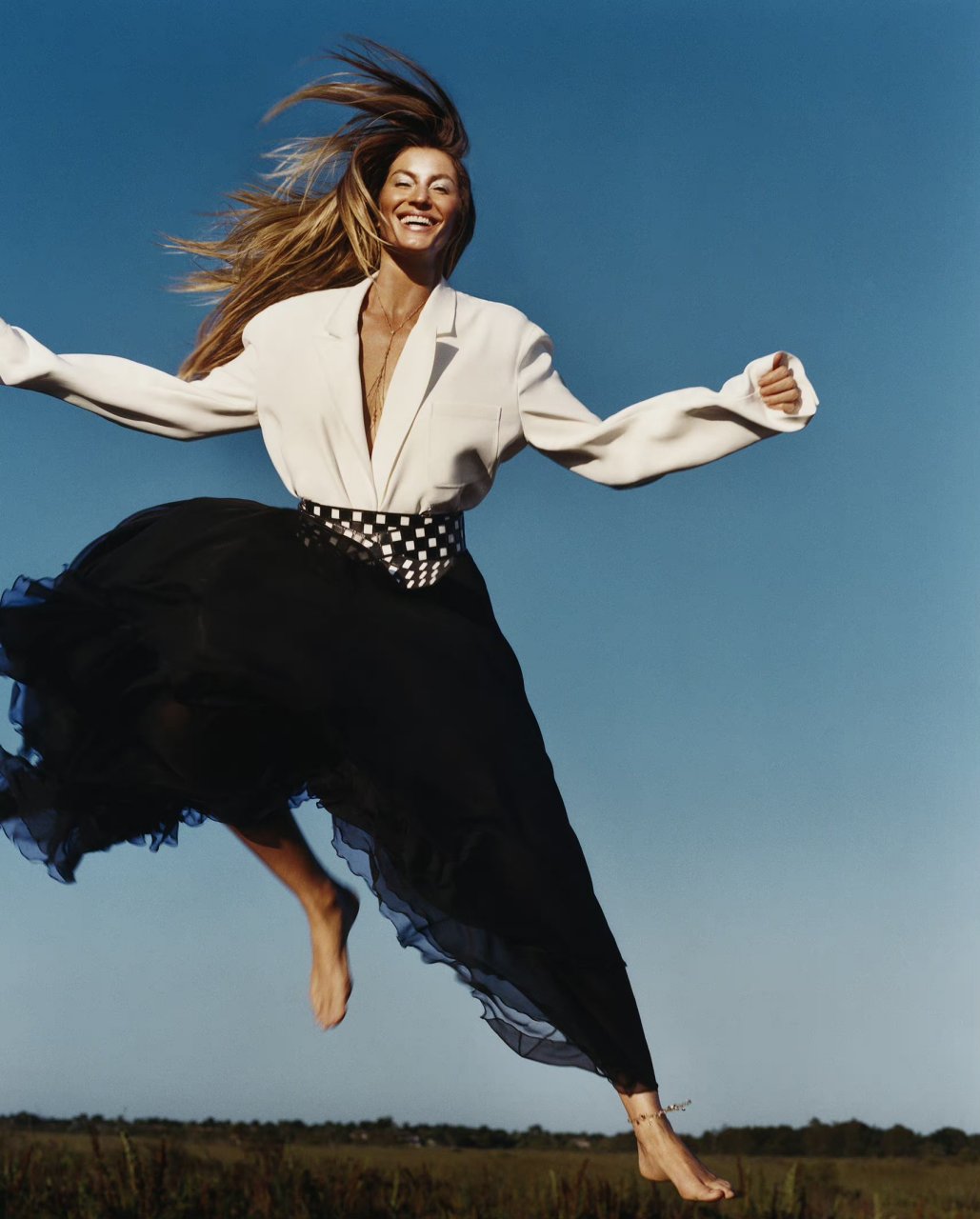 巴西著名超模吉赛尔邦辰的最新照片合集快来围观!