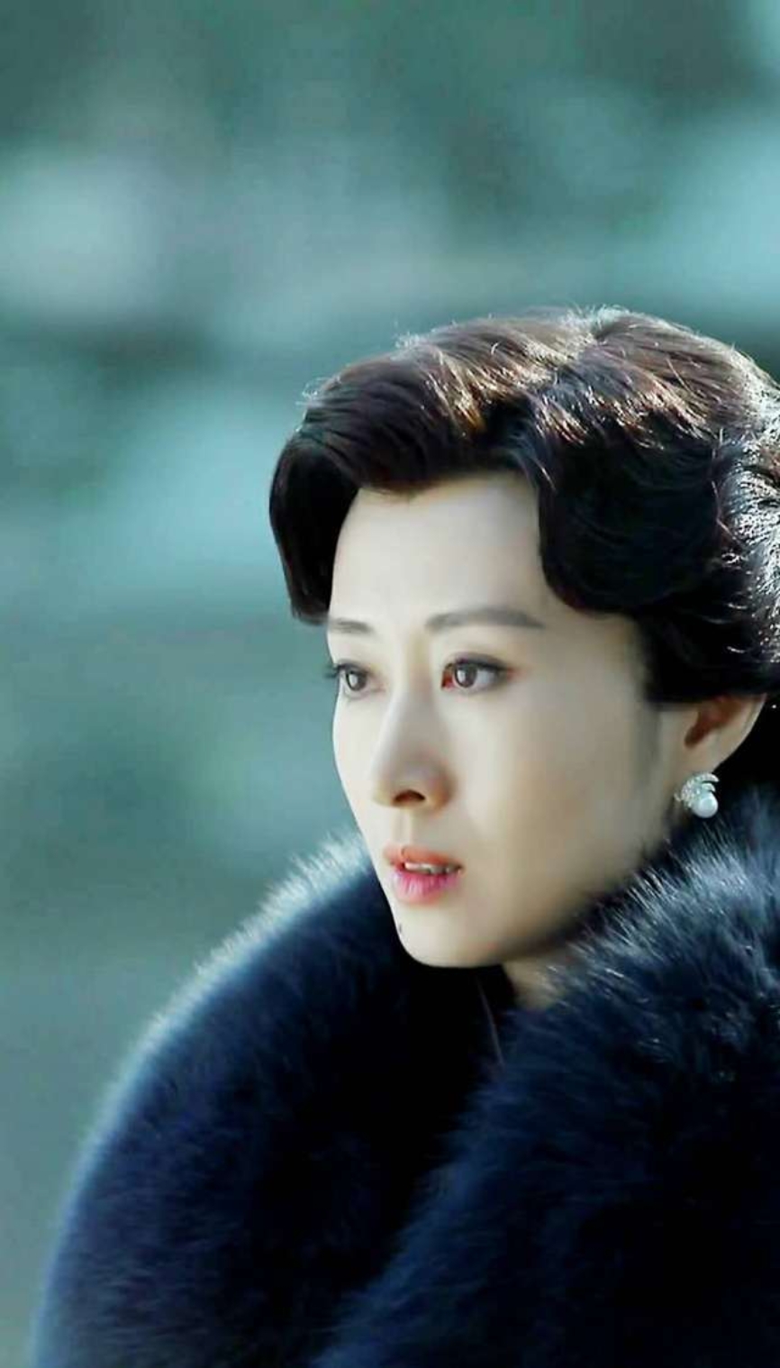 备受观众称赞的"实力派演员"刘敏涛,为大家带来了很多精彩的作品,演技