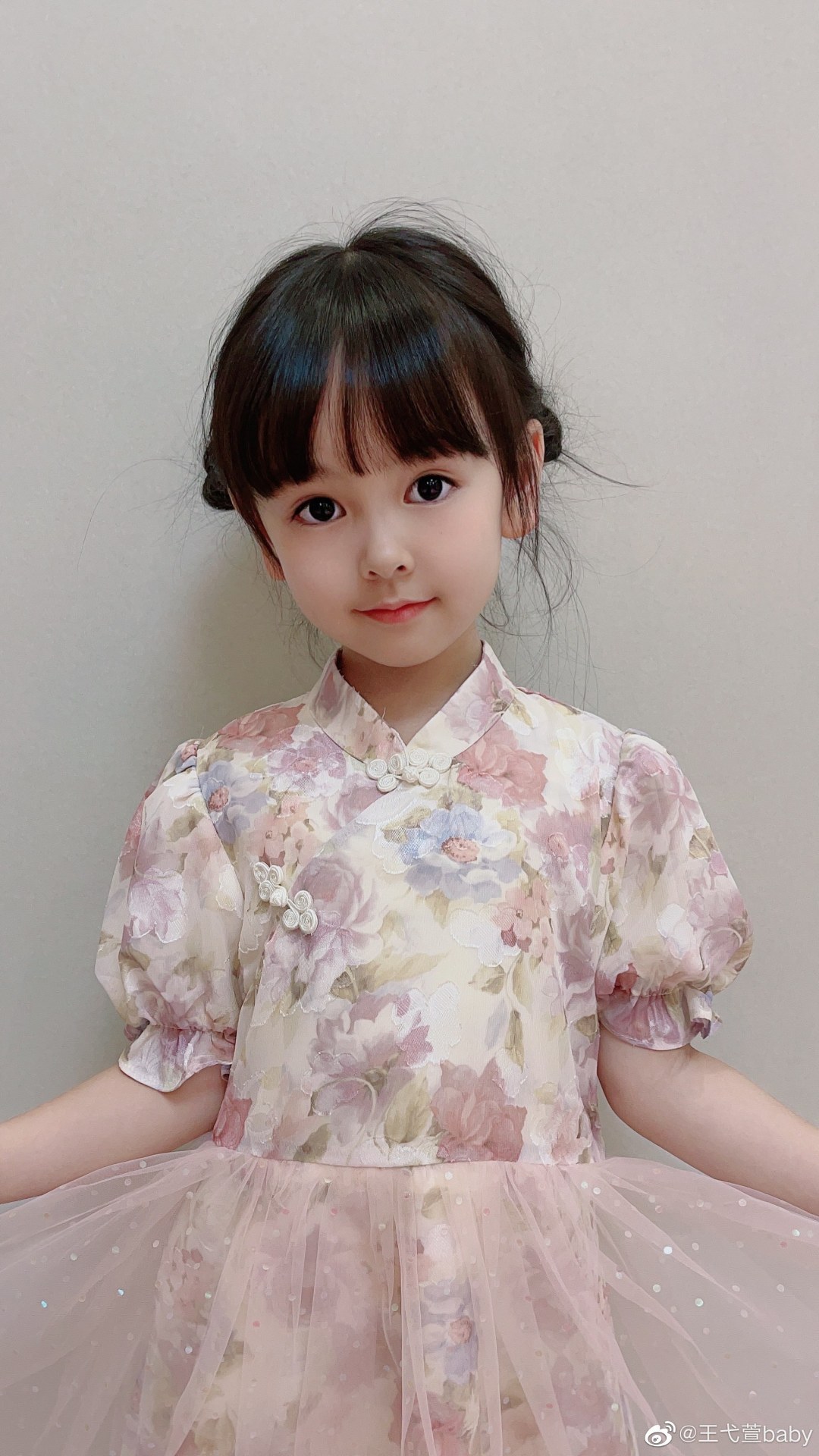 是可爱的萱萱妹妹呀[大笑]