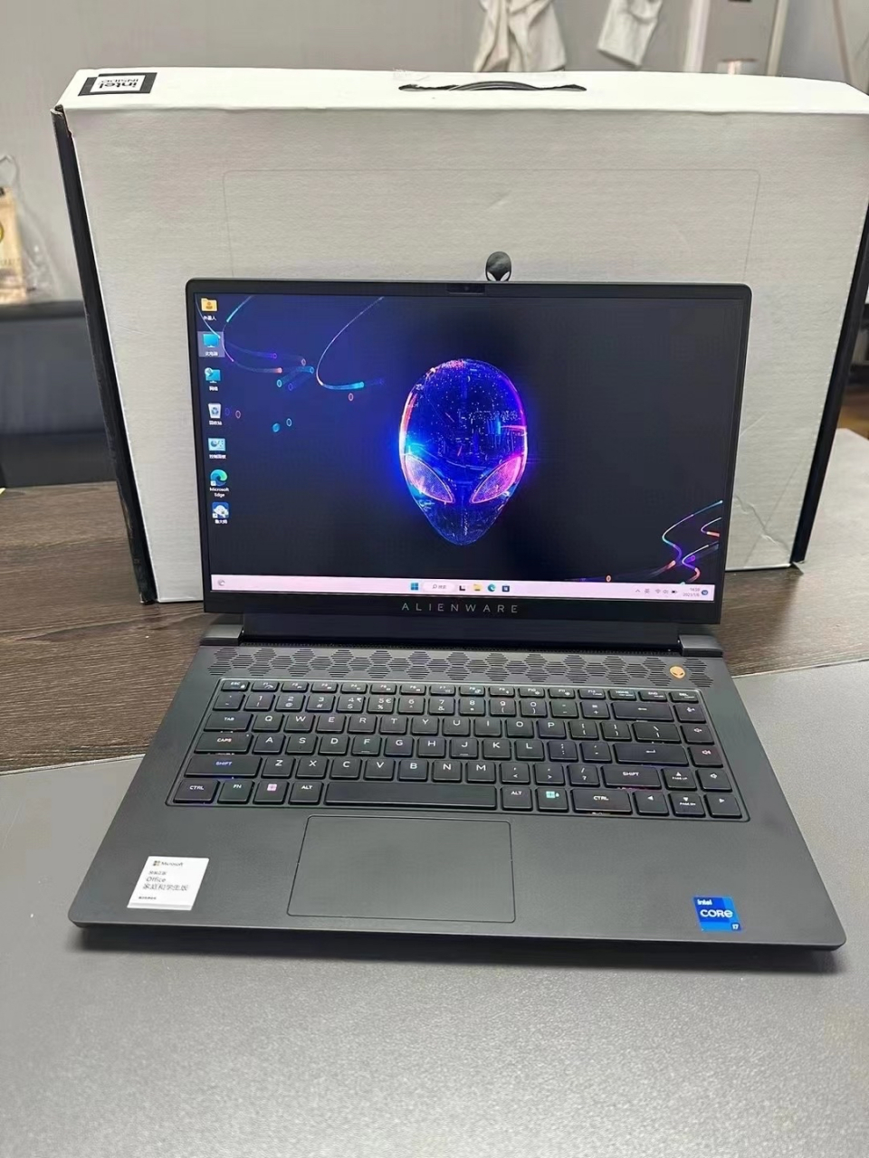 外星人m15r7 激活五个月 15.6寸游戏本 alienware 2022款十四核i7-127