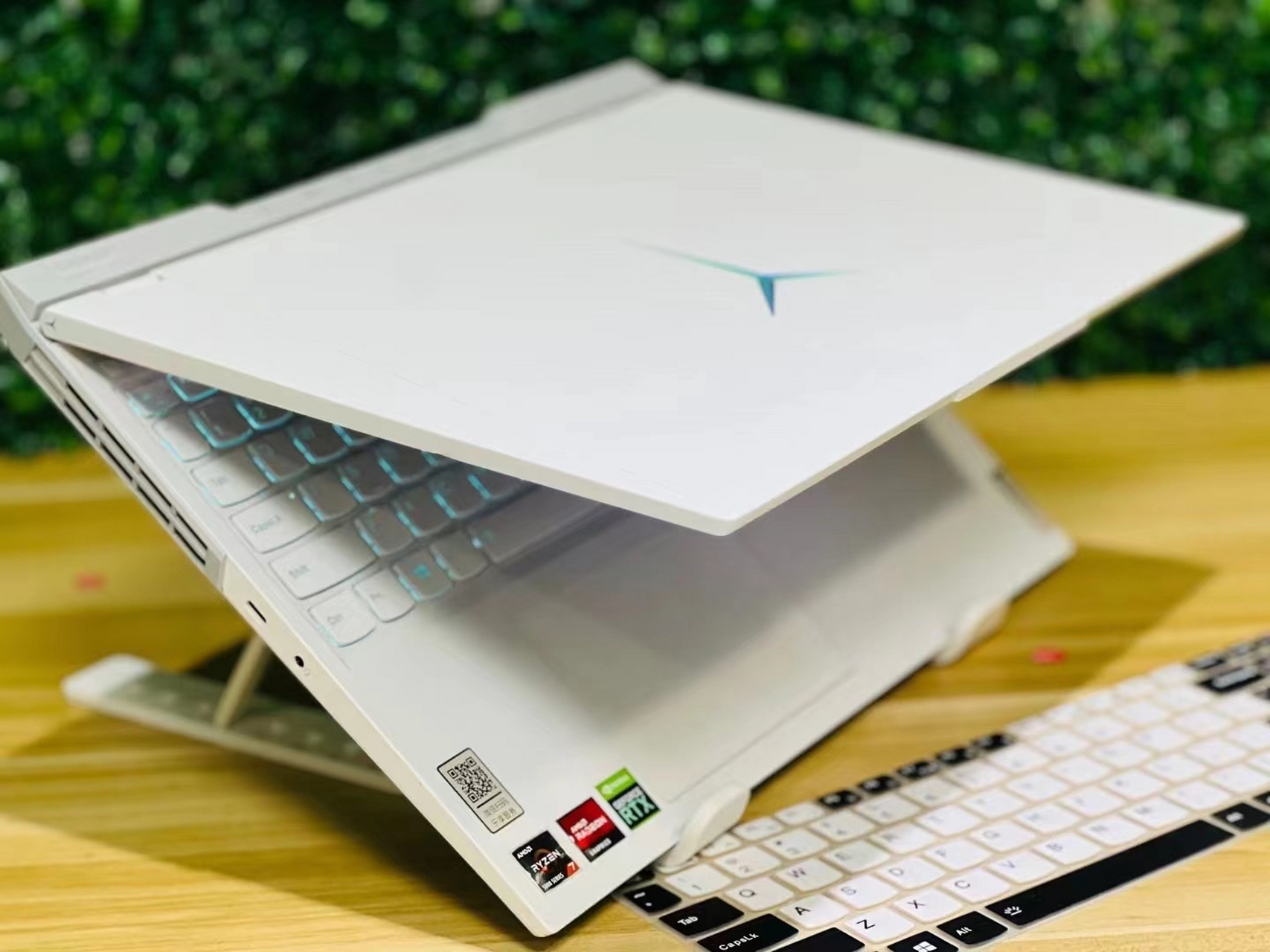 国行联保中极品游戏本 联想 拯救者 r9000p amd r7-5800h八核处理器