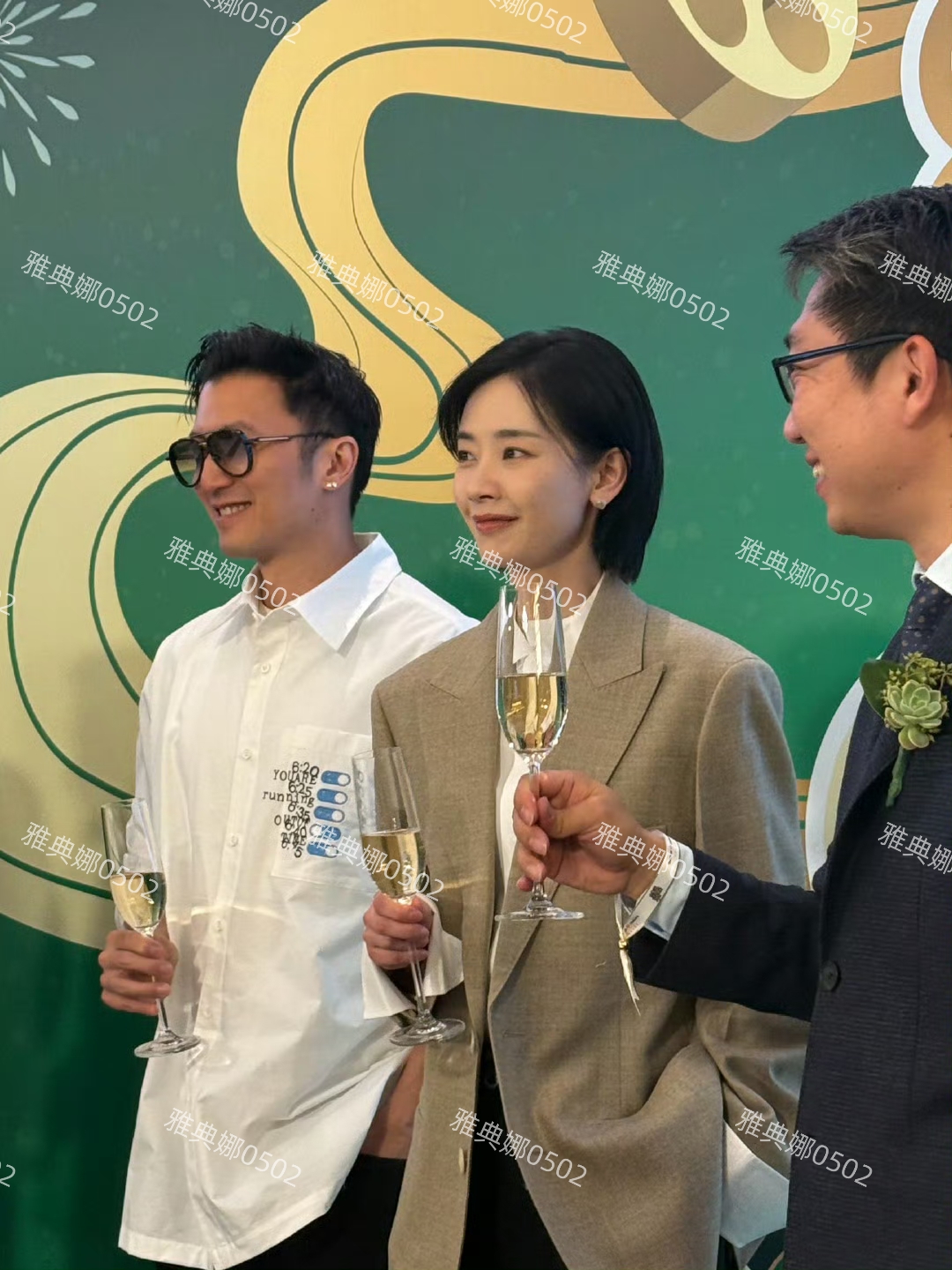 动态连更挑战# 三里屯见到了谢霆锋,他本人好年轻好靓仔啊!