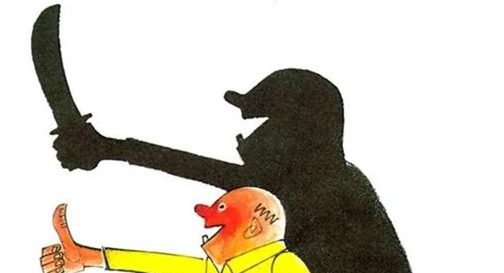 他们表面客客气气,看起来很熟,其实背地里经常捅刀子,占便宜