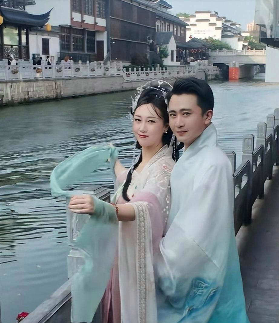 醉枕江山杨帆有几个妻子