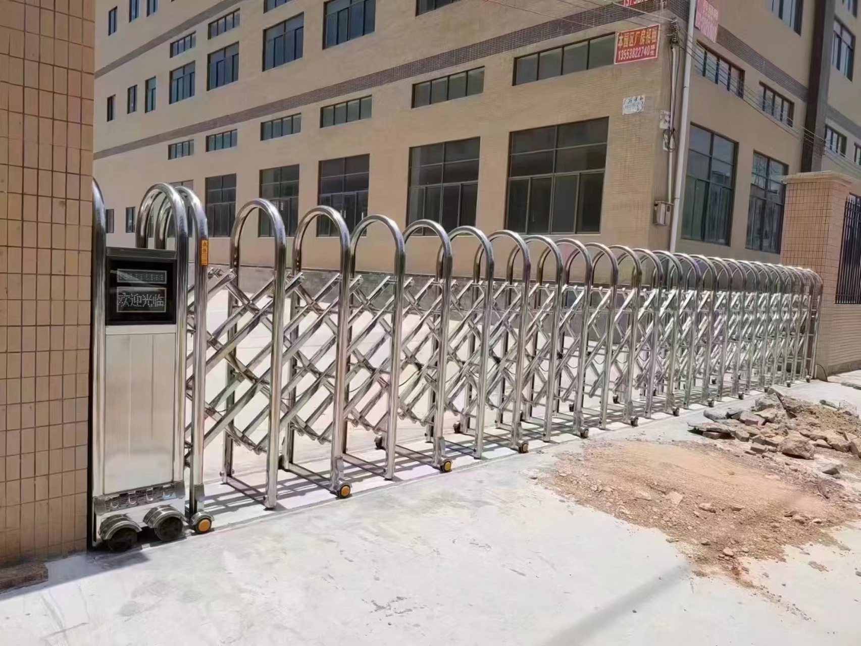 各种各样伸缩门定制,佛山伸缩门厂家安装