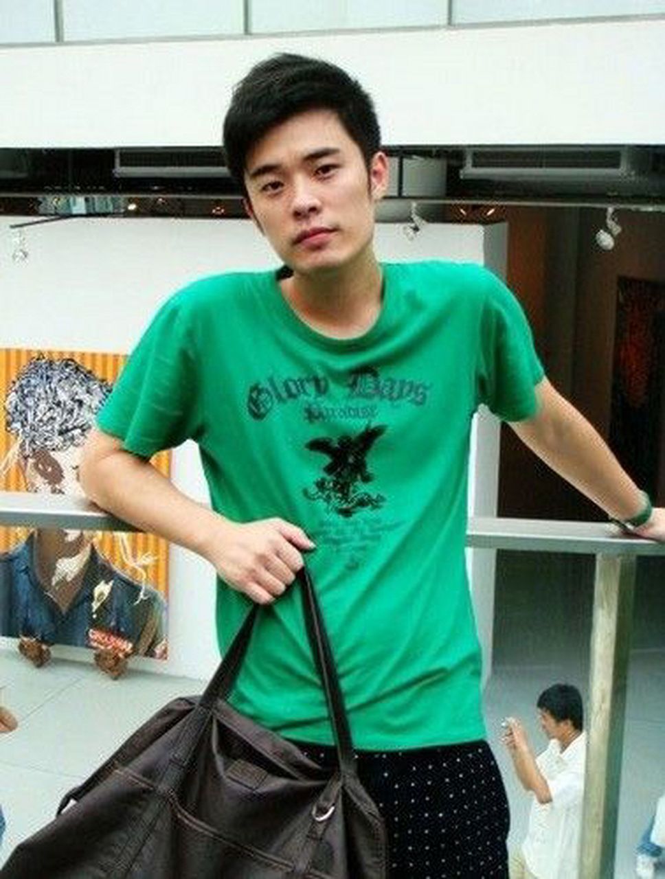 好吧,我承认陈赫当年也帅过