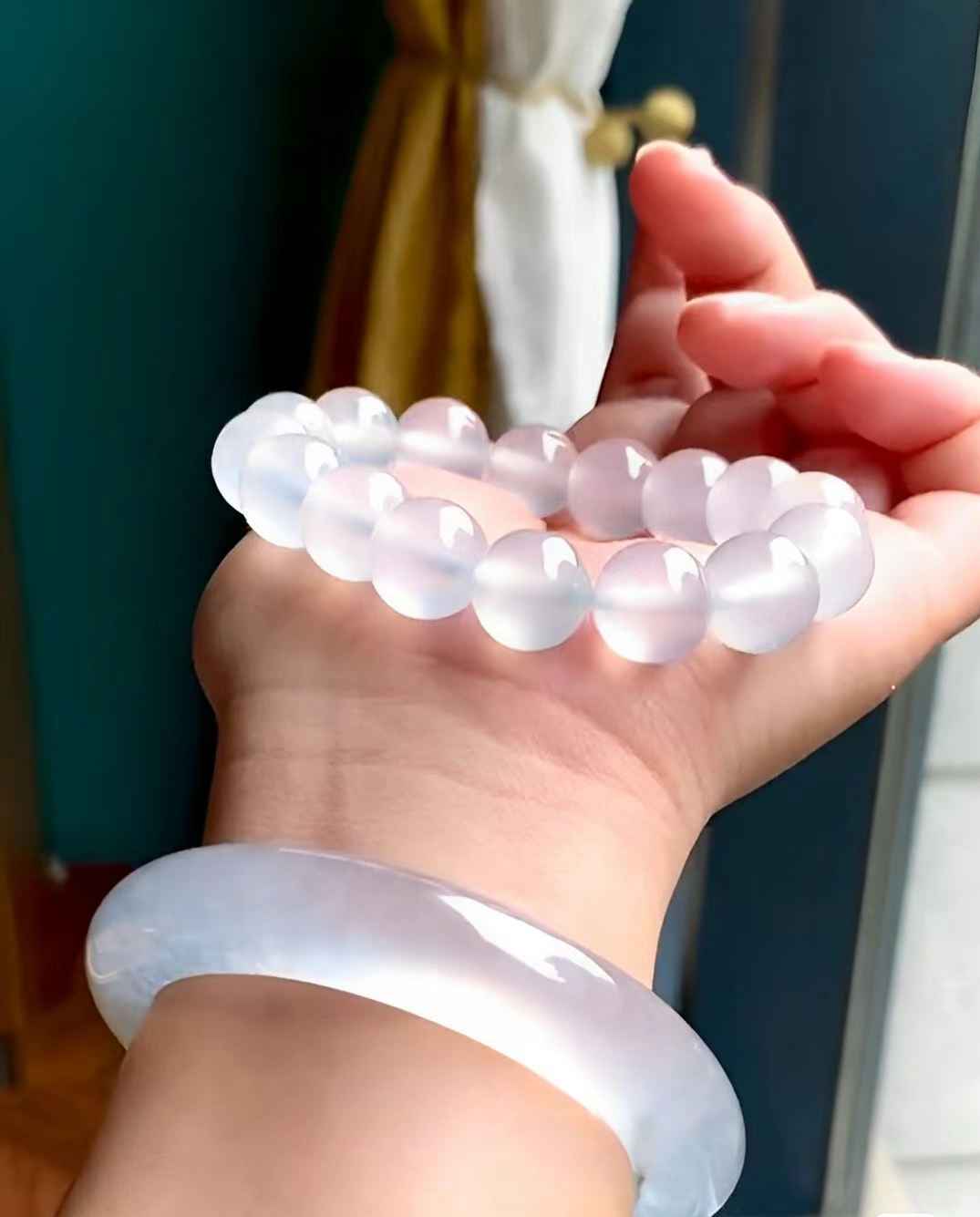 玉石是造物的恩宠,是自然的馈赠,是山川之精华.