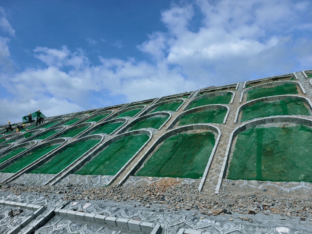 三维植被网# #三维植被网厂家# #土工材料厂家# #软式透水管厂家