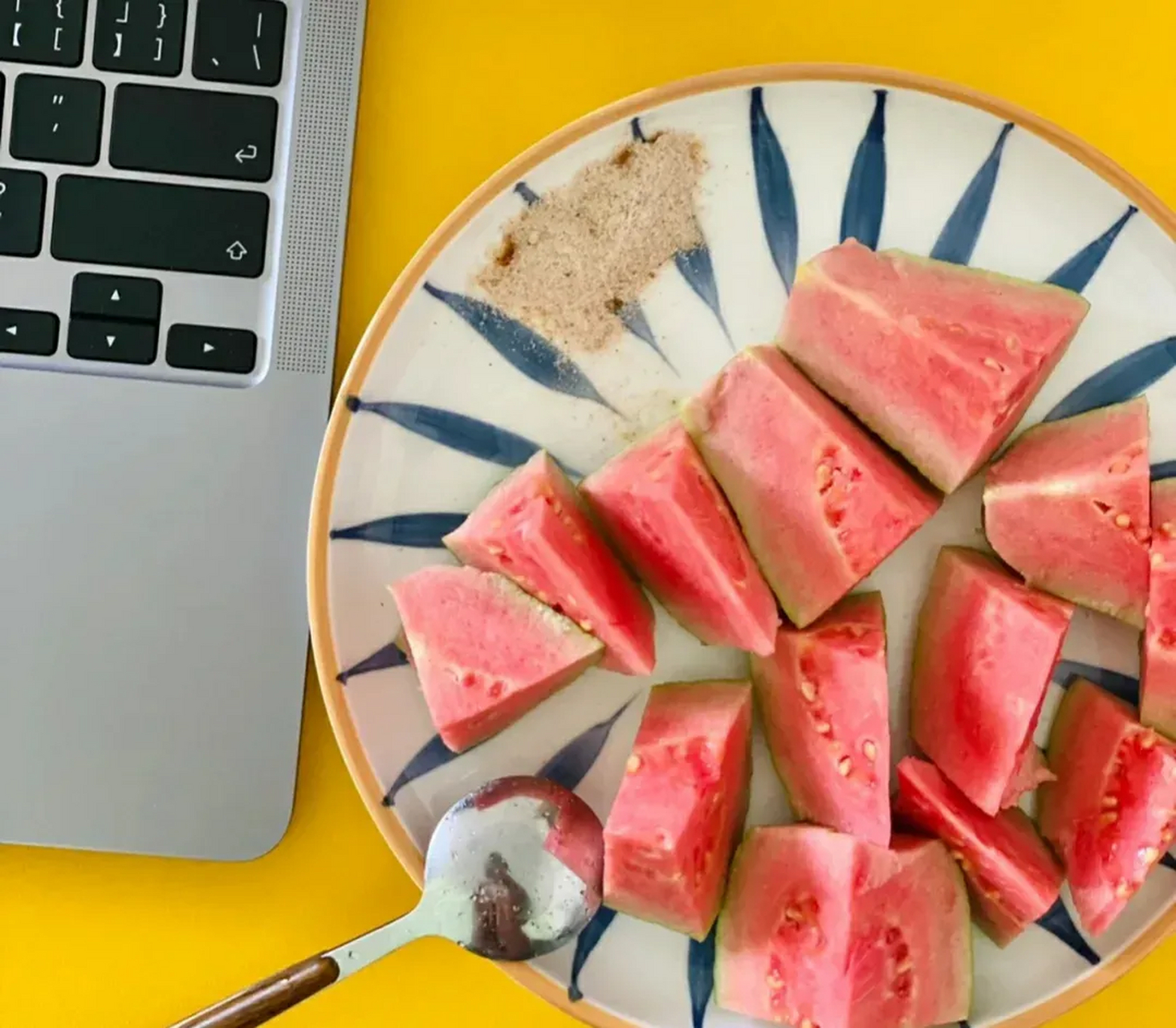 谁还记得周星驰电影里的那句口头禅:  "香蕉你个芭乐!