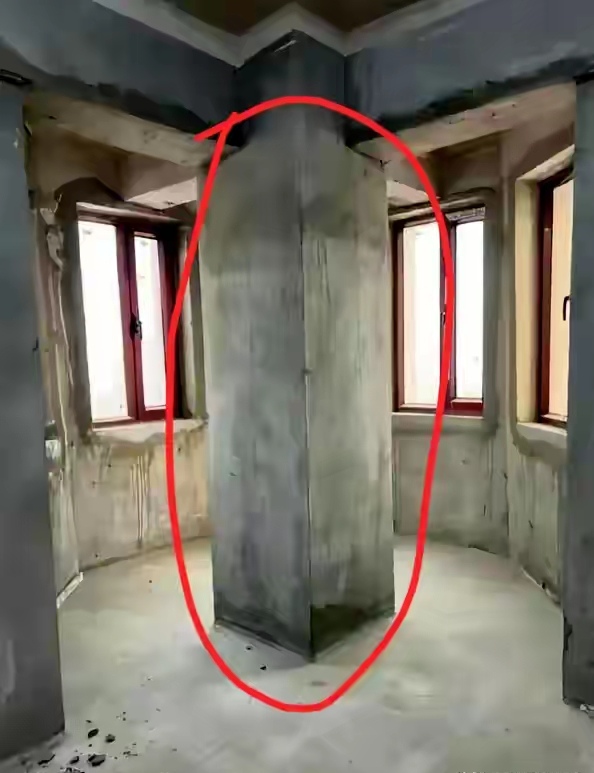 这么好的一个转角,能不能打掉这个柱子,如果打通了,这个地方做个茶室