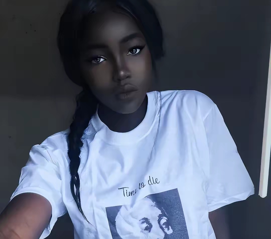 当年那个火遍全球的最美黑人女孩lolita,现在咋样了?