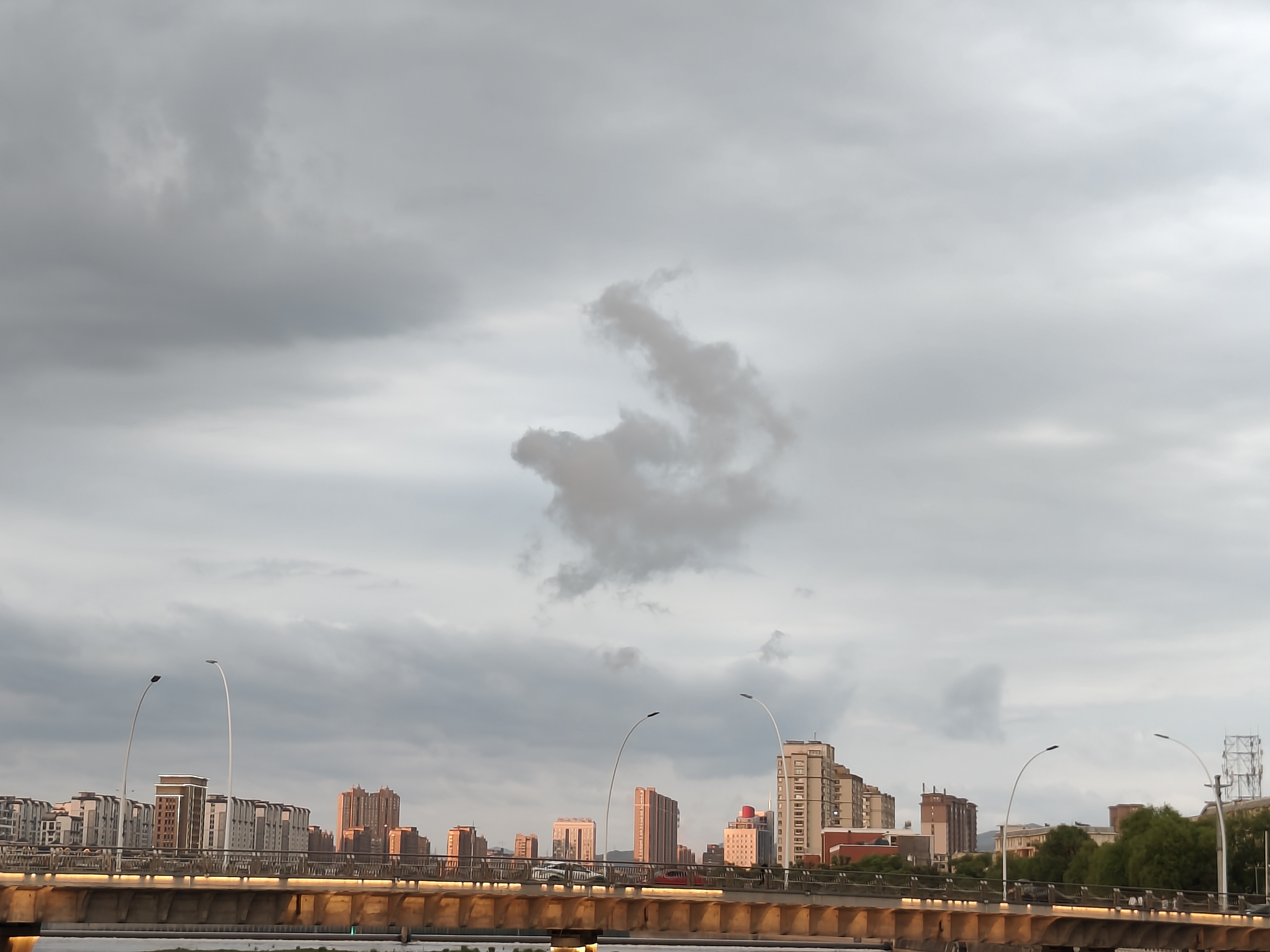 7815天空之城,云卷云舒95  看!