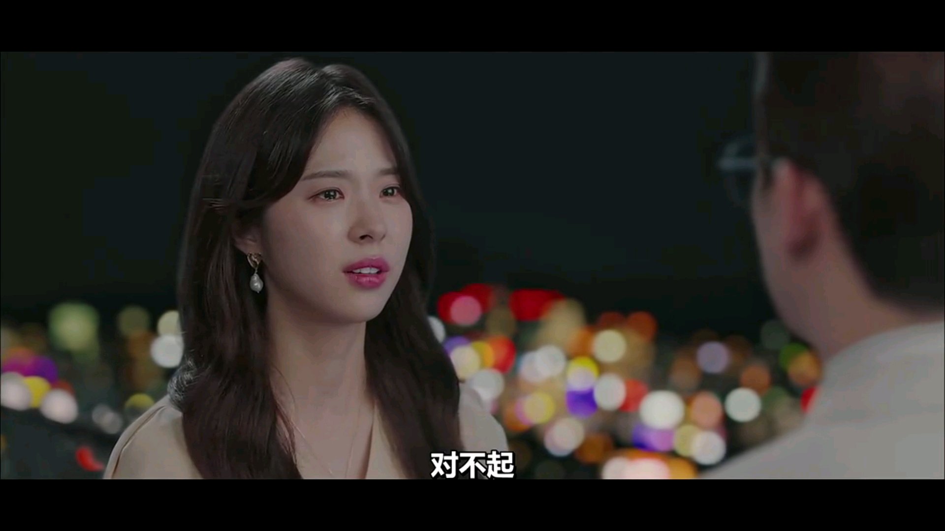 《德鲁纳酒店》呜呜呜,维罗妮卡真的好温柔,好漂亮,为什么不能有一个