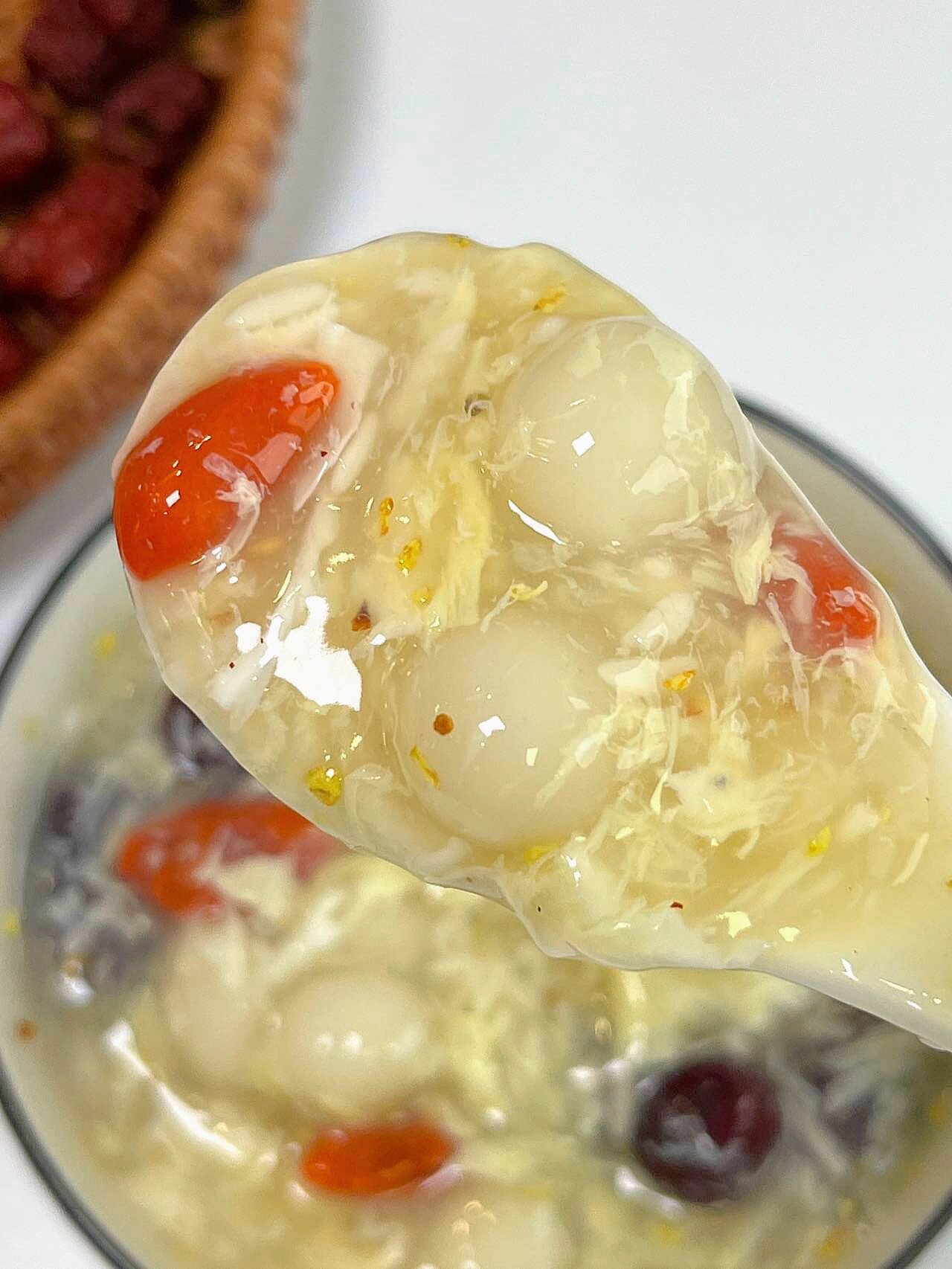 经常熬夜,手脚凉的姐妹 答应我……一定要试试这……酒酿蛋花羹