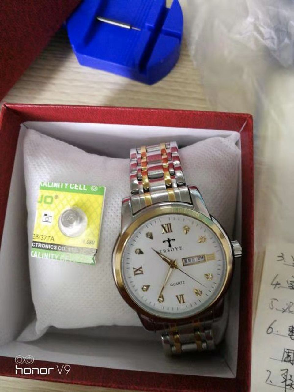 这次在淘品优选买的trs男式石英表1手表很漂亮,表盘很大气,很稳重