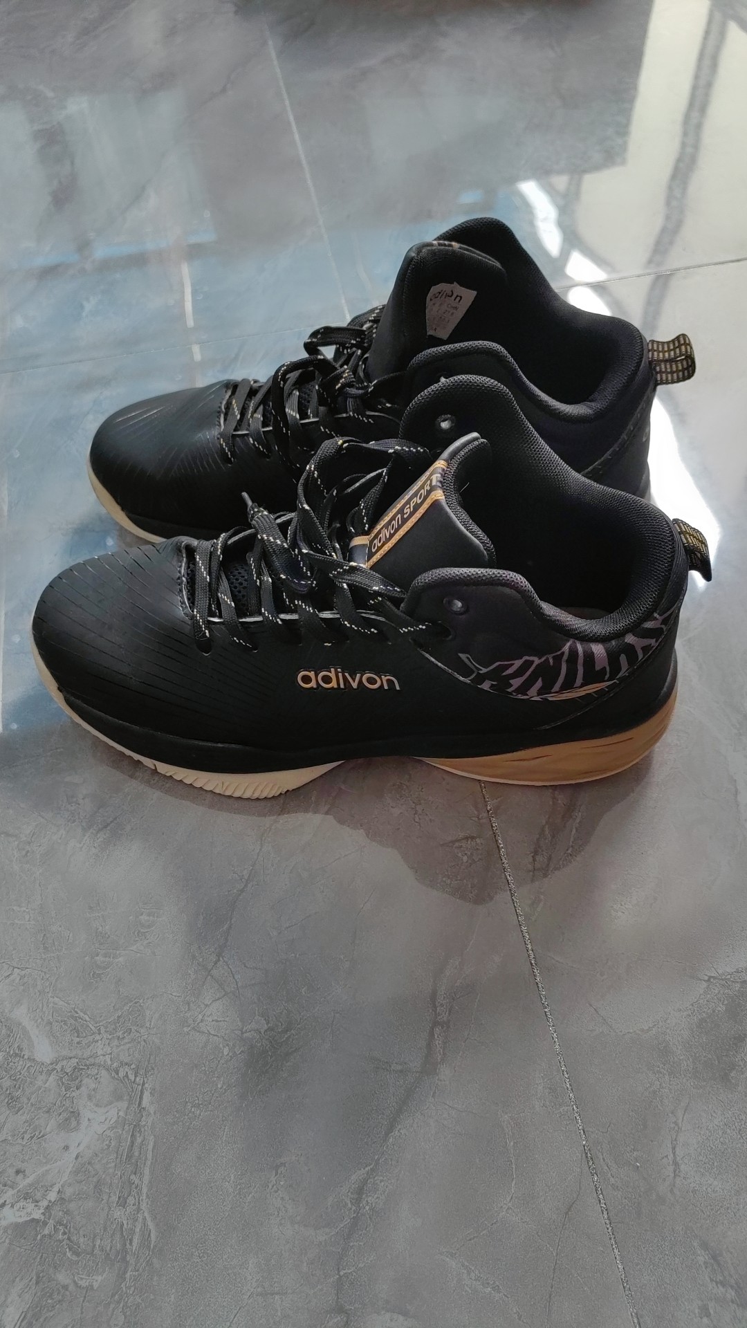 阿迪王的篮球鞋就是舒服96[鼓掌][期待]