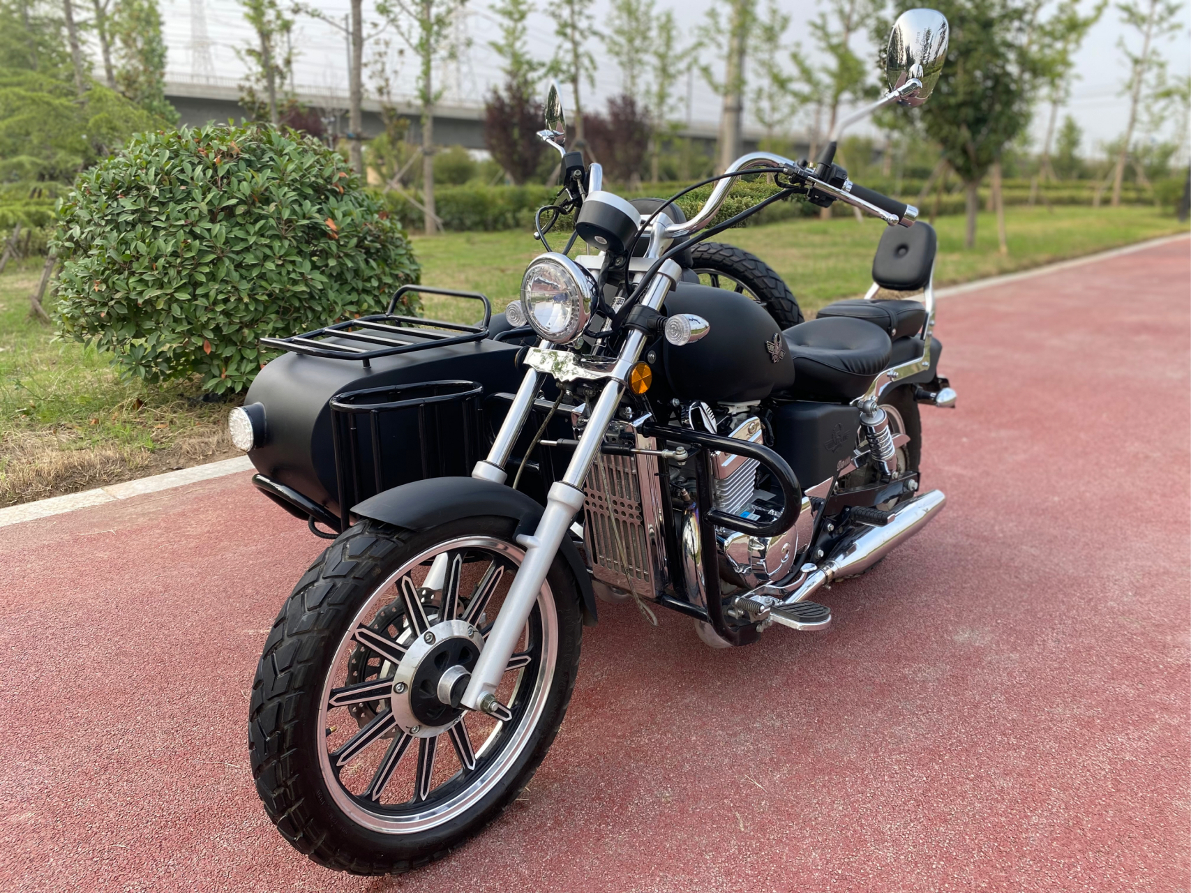 大地鹰王双缸水冷400侉子偏三轮有牌有证随时可以过户