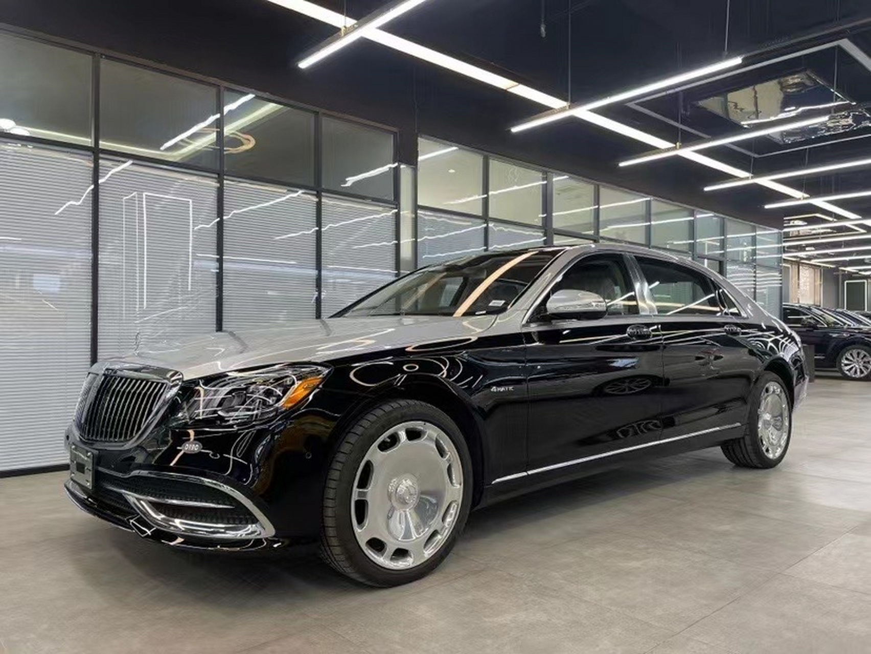 迈巴赫s560经典款