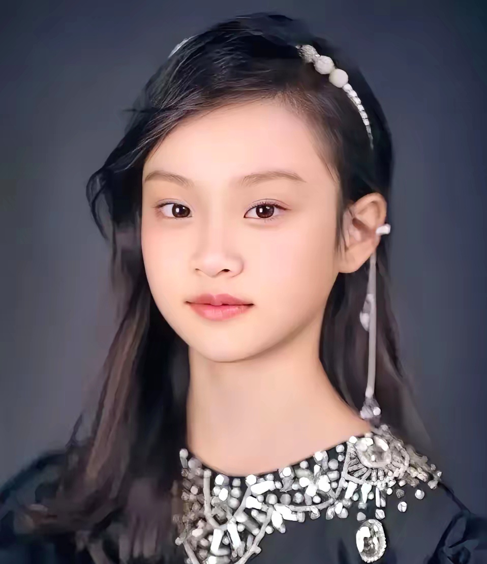 那么多星二代参加了爸爸去哪儿,我很疑惑为什么甜馨是第一个踏进娱乐
