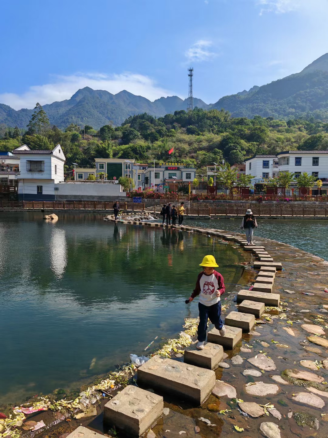 市应山办事处八一村美景图片广水市广水办事老板在公司群里发新年红包