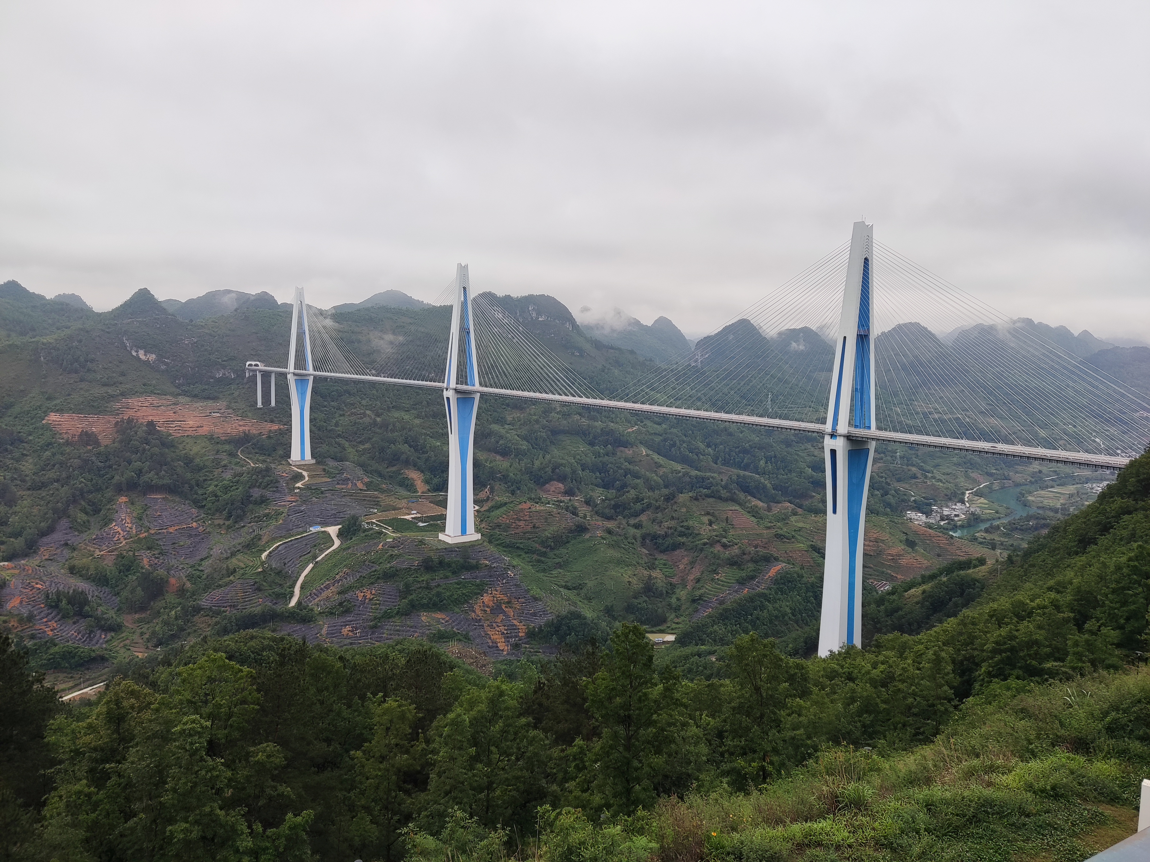 平塘特大桥观景台图片