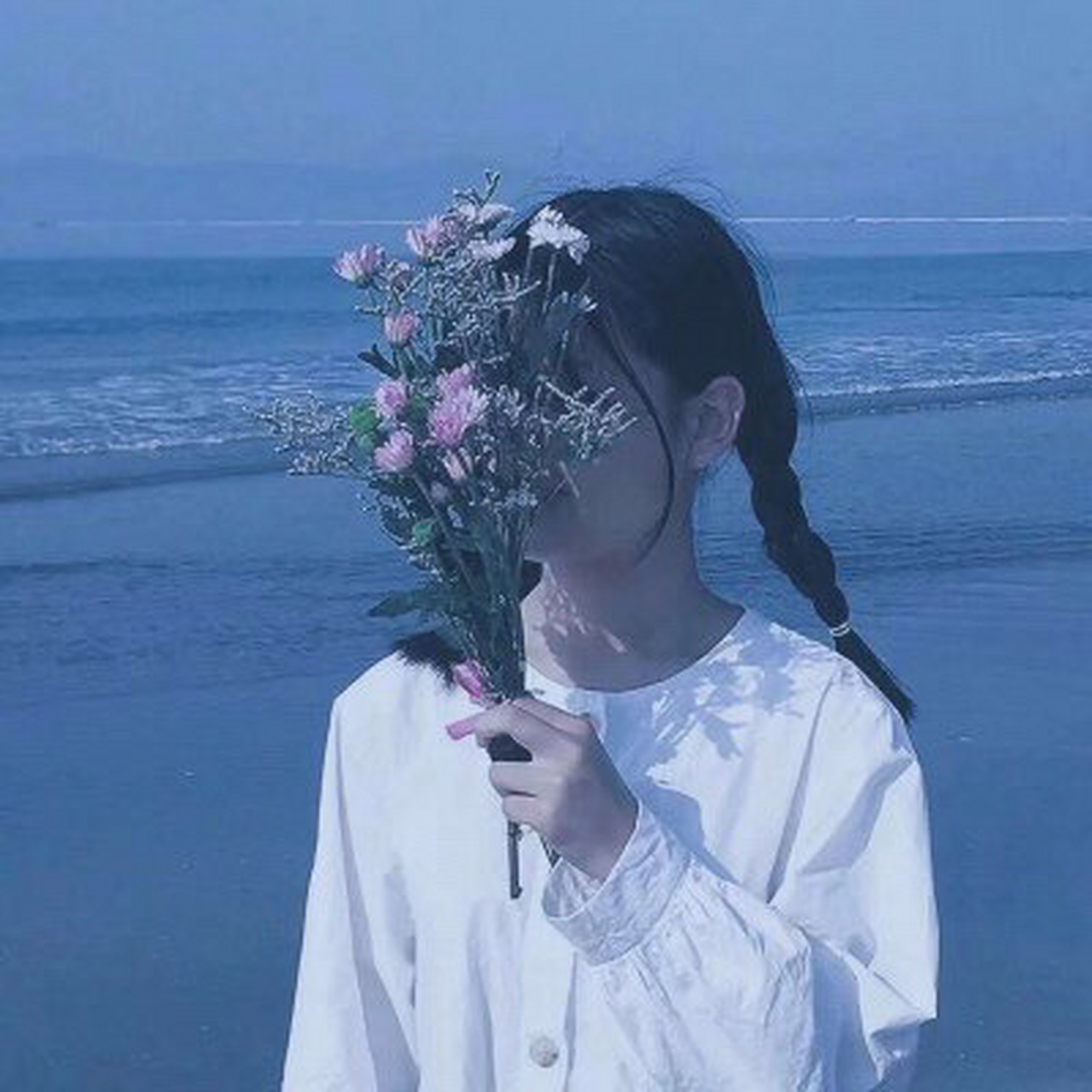 蓝色系女生头像2(真人)