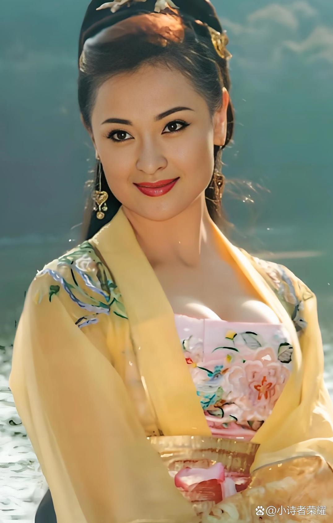 名利喧嚣乱扰繁,飞机打遍了无痕