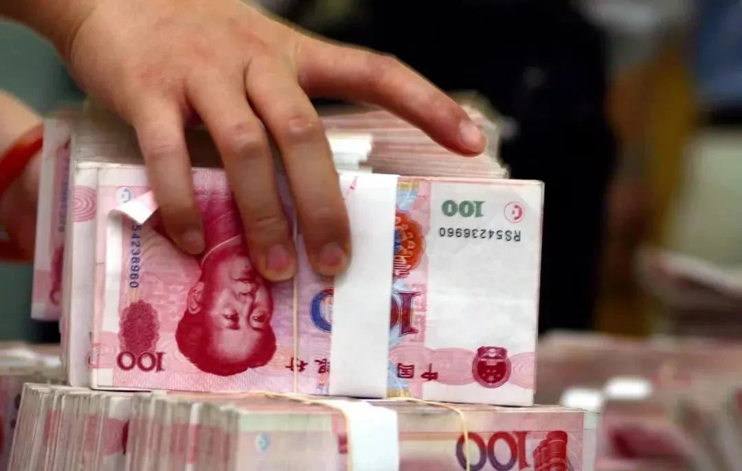 为什么人们对金钱如此重视？