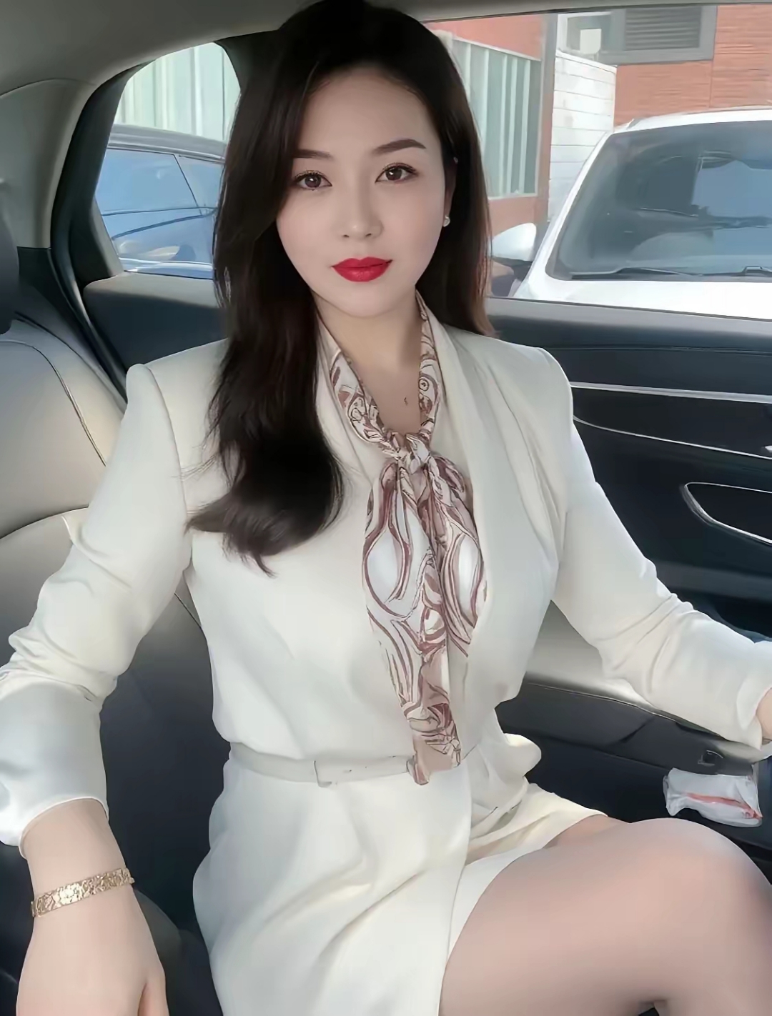 35岁大龄剩女,真的嫁不出去了吗?