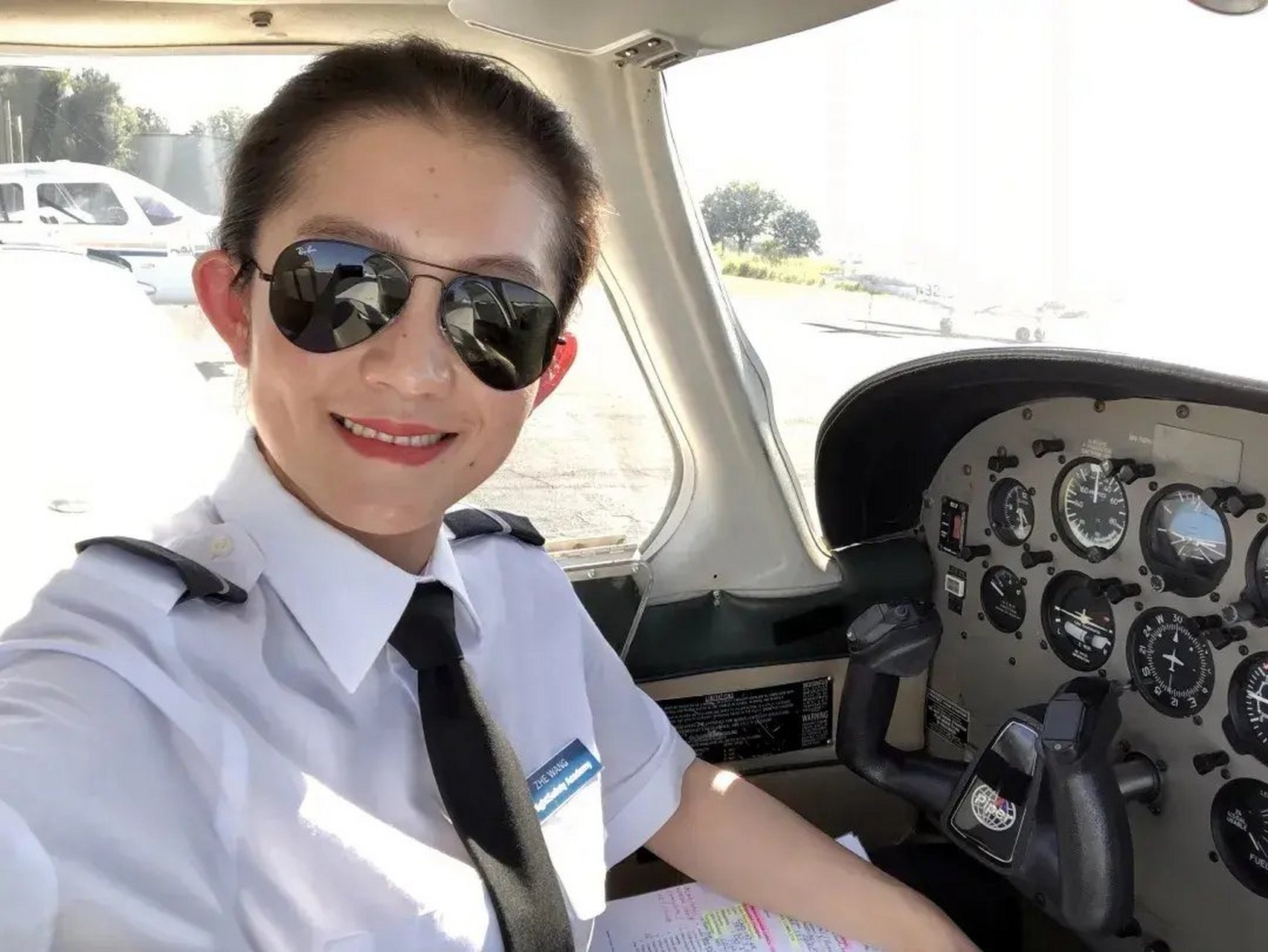 一个高质量的"人肉":美国媒体今天报道,shelly wang(中文名读音王哲)