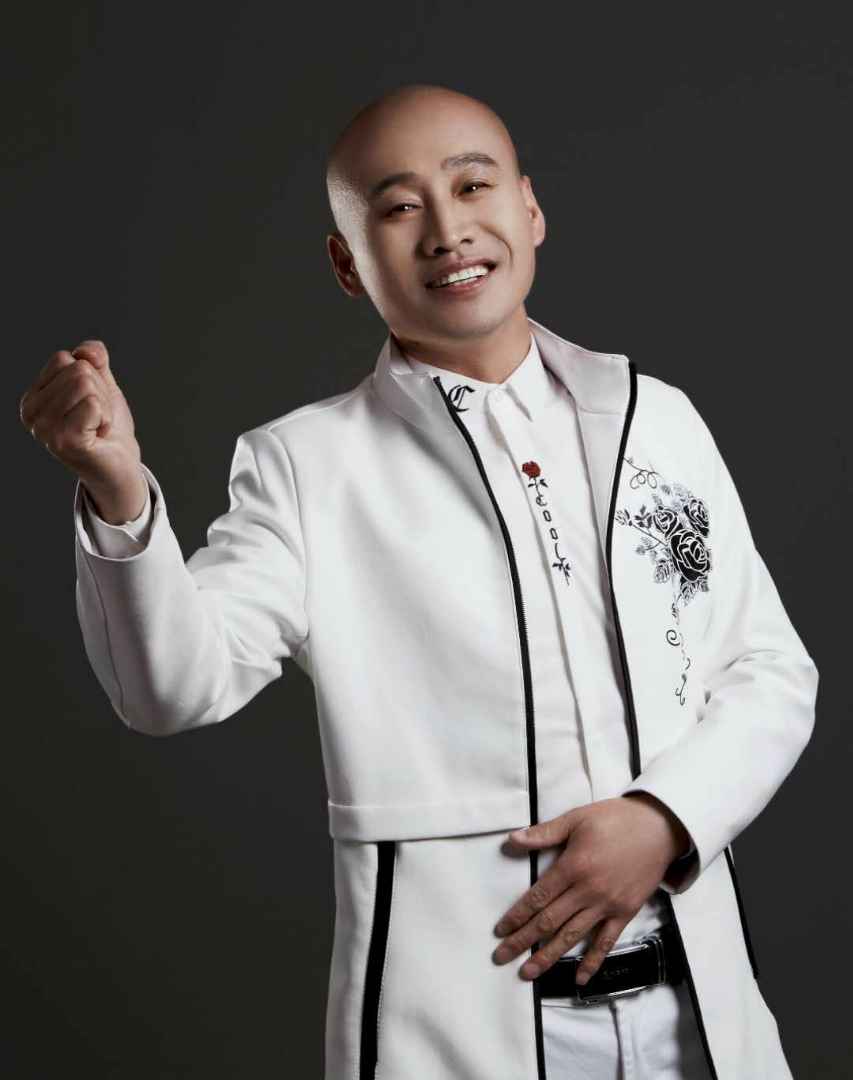 张家成,华语原创歌手,音乐唱作人,代表作:《山东汉子》《挑山工》