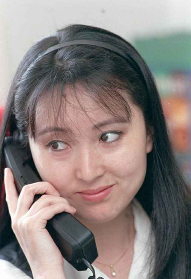 陈晓旭是87版红楼剧组唯一一个通过写自荐信最终成功入选的演员,且演